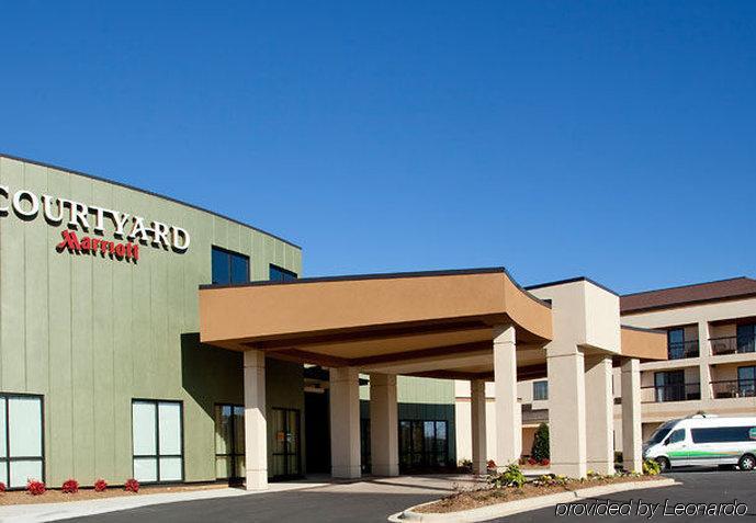 מלון Courtyard Charlotte Airport North שירותים תמונה