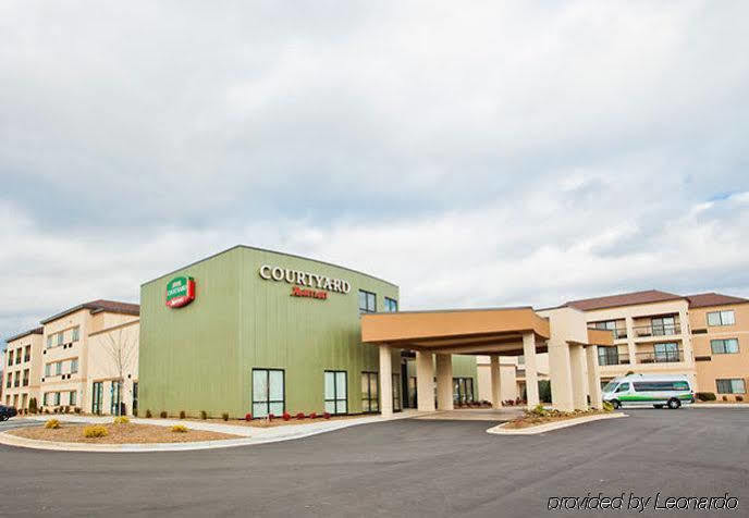 מלון Courtyard Charlotte Airport North מראה חיצוני תמונה